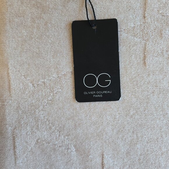 NWT Olivier Goureau Paris Embossed Star Scarf - Picture 12 of 13